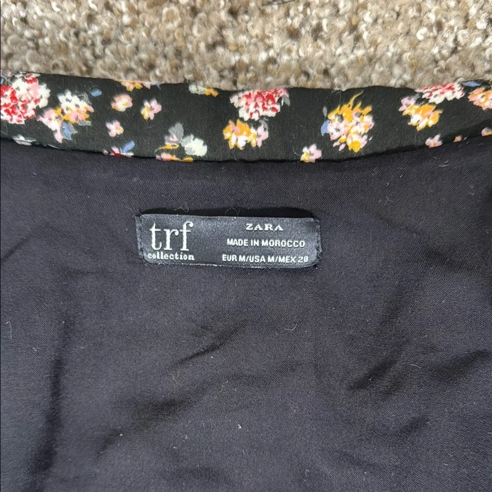ZARA Floral Bomber Jacket with Relaxed Silhouette and Cropped Length Medium - Picture 9 of 13